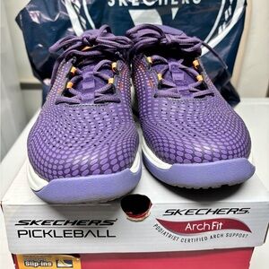 Skechers Purple Viper Athletic Pickleball Shoes only worn once!